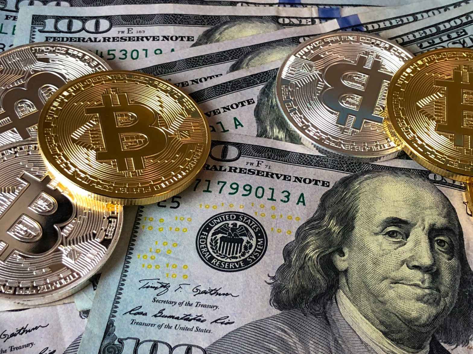 bitcoins and dollars